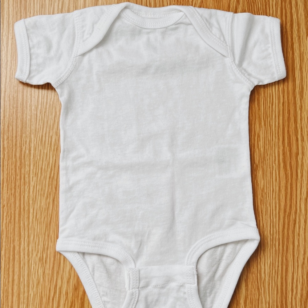 Rabbit Skins blank white onesie 24 M